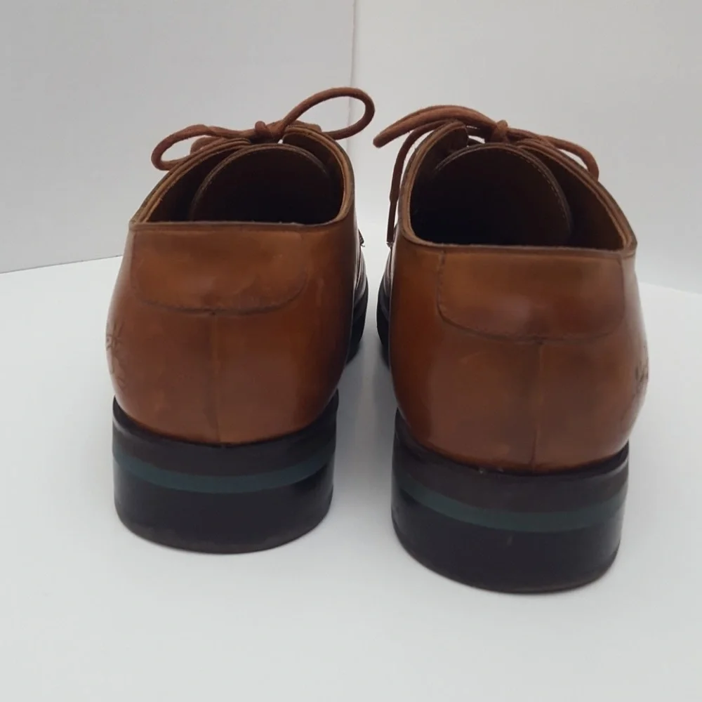 John Fluevog preowned scuff